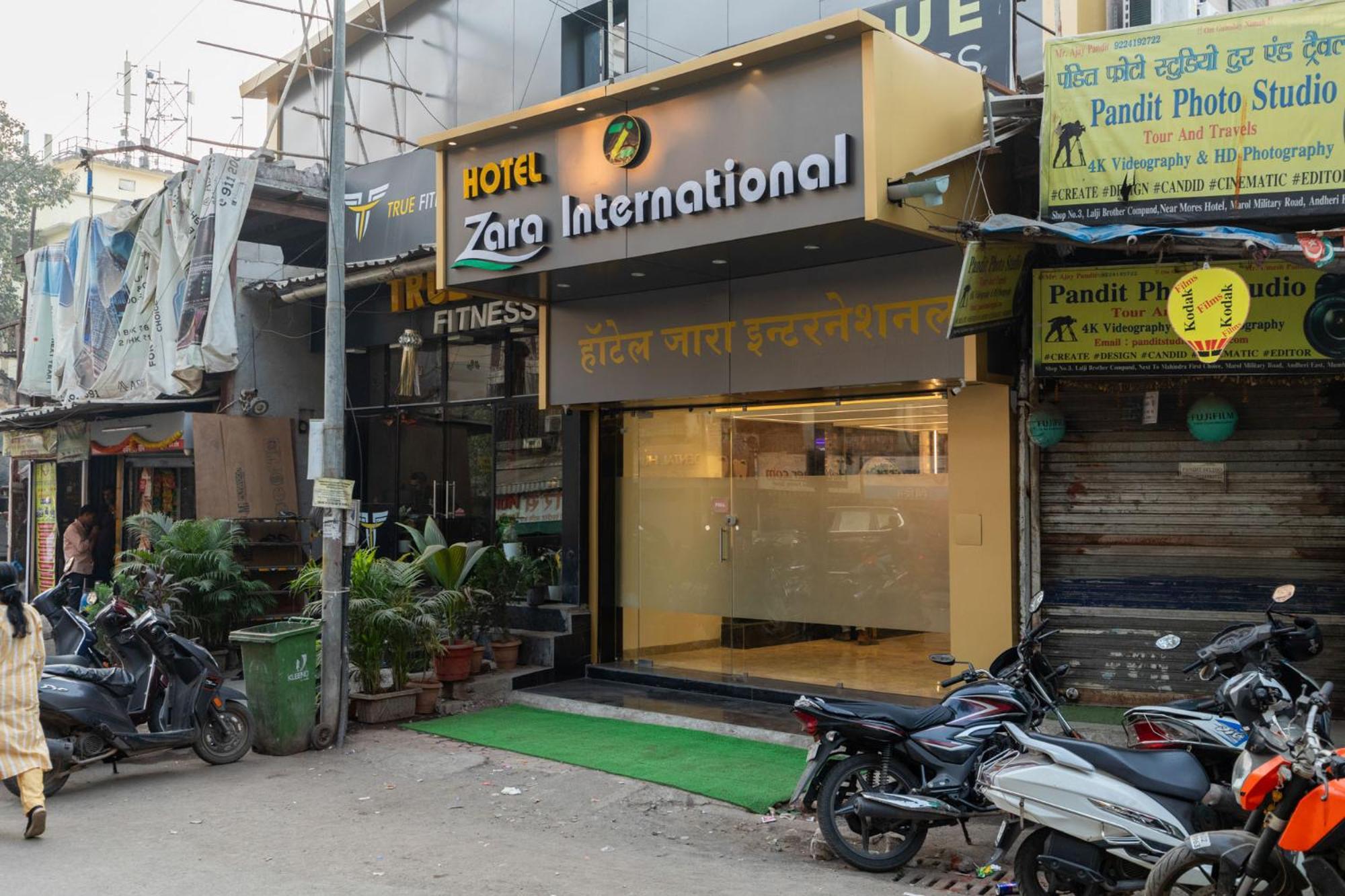 Hotel Zara International Mumbai Kültér fotó